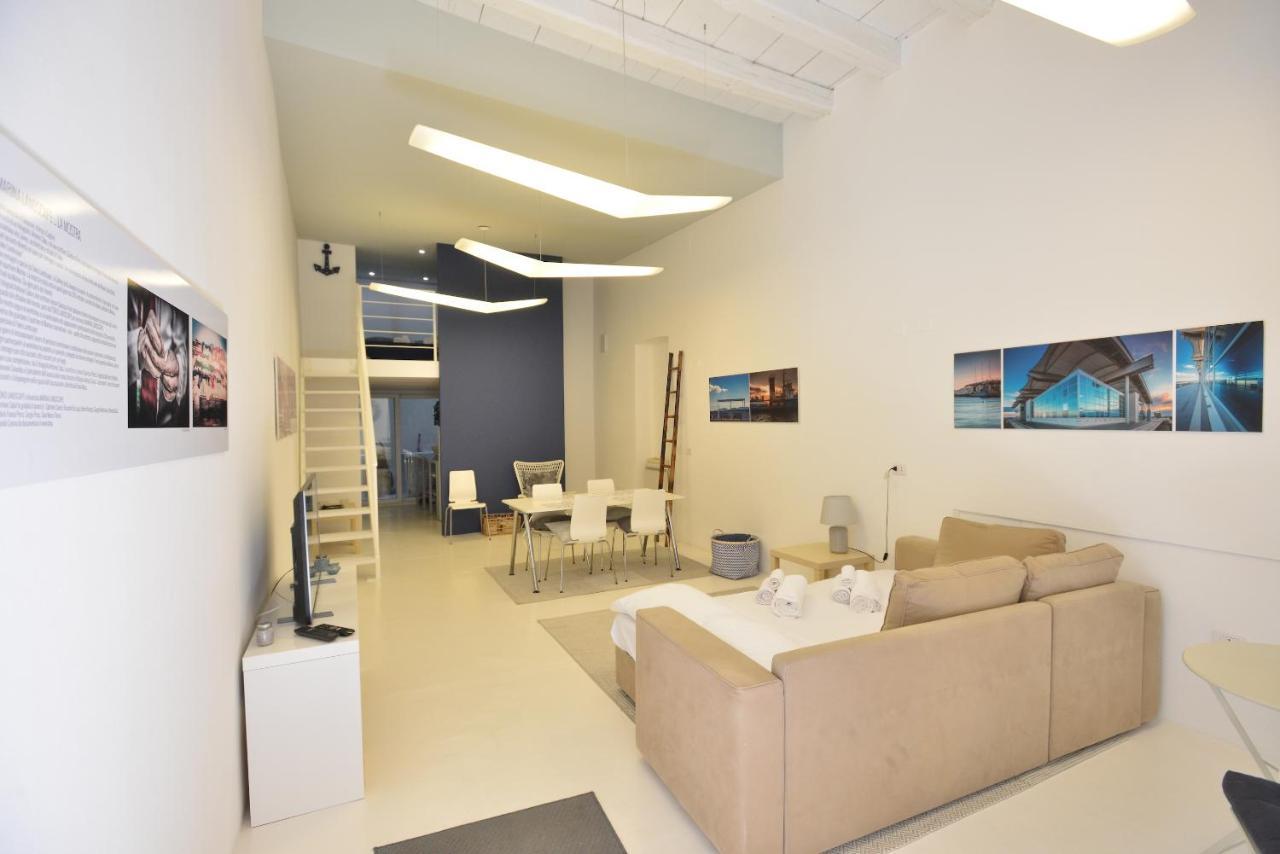 Izzhome Loft 84 Cagliari Luaran gambar