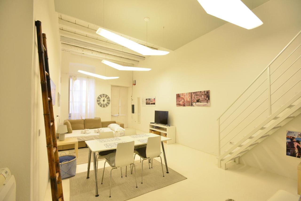 Izzhome Loft 84 Cagliari Luaran gambar