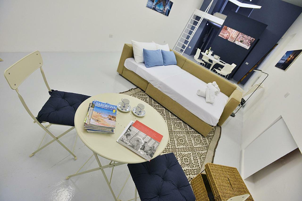 Izzhome Loft 84 Cagliari Luaran gambar